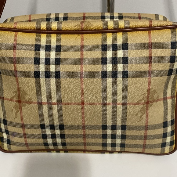 ⛔️ SOLD ⛔️ Burberry Brown and Tan Checkered Messenger Bag - Picture 5 of 14